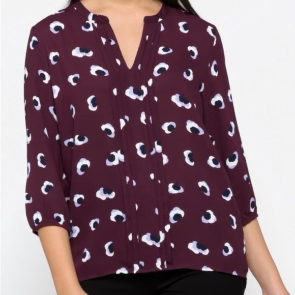 41 Hawthorn Maury Burgundy Pleat Detail Split Neck Blouse NWT - Picture 1 of 6